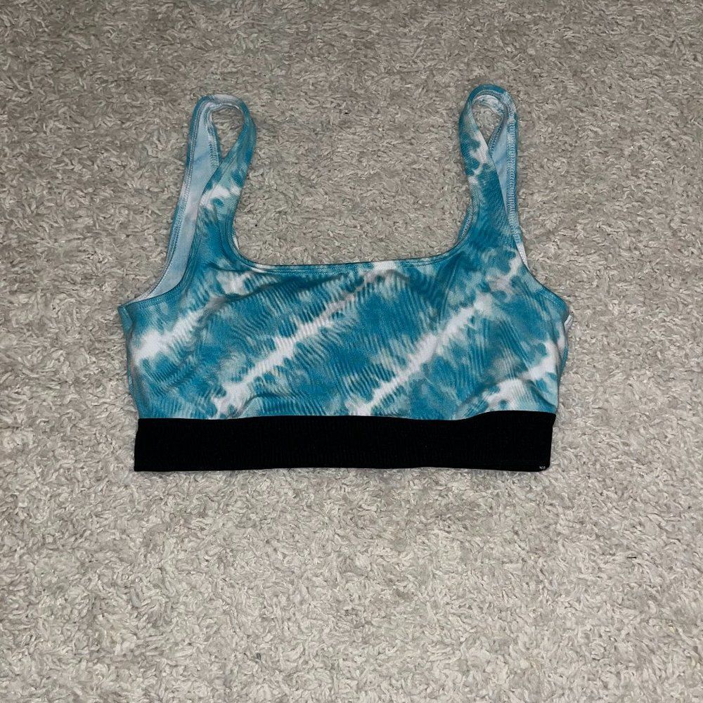 Victoria's secret pink ultimate sport bra size small